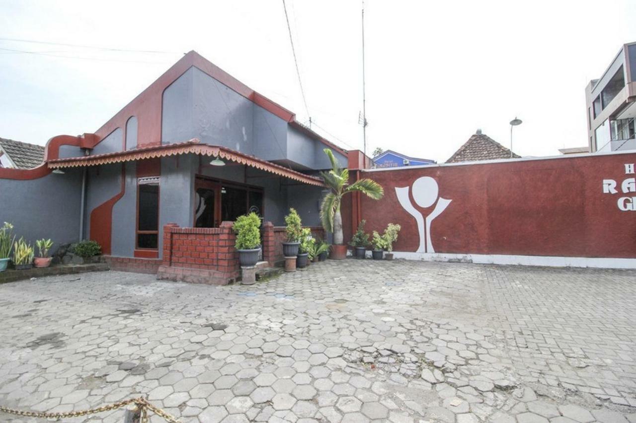 Reddoorz Syariah At Jalan Menteri Supeno Hotel Джокякарта Екстериор снимка